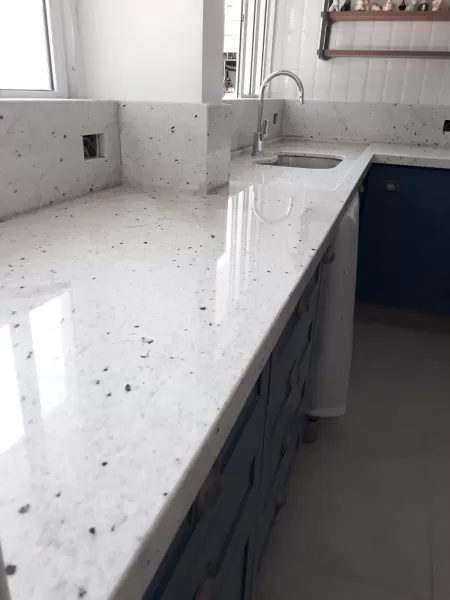 Seriviços em Granito Branco Pitaya